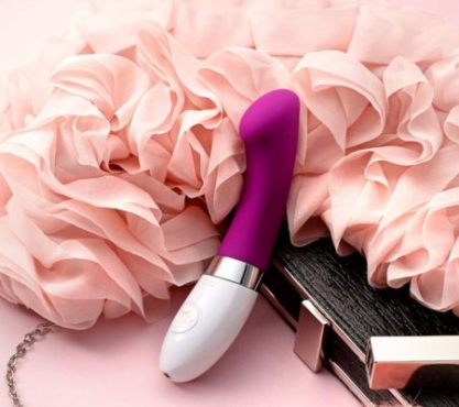 Best G-spot Vibrators - Lelo Gigi 2