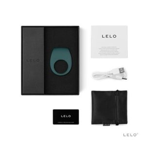 does the lelo tor 2 come with a charger